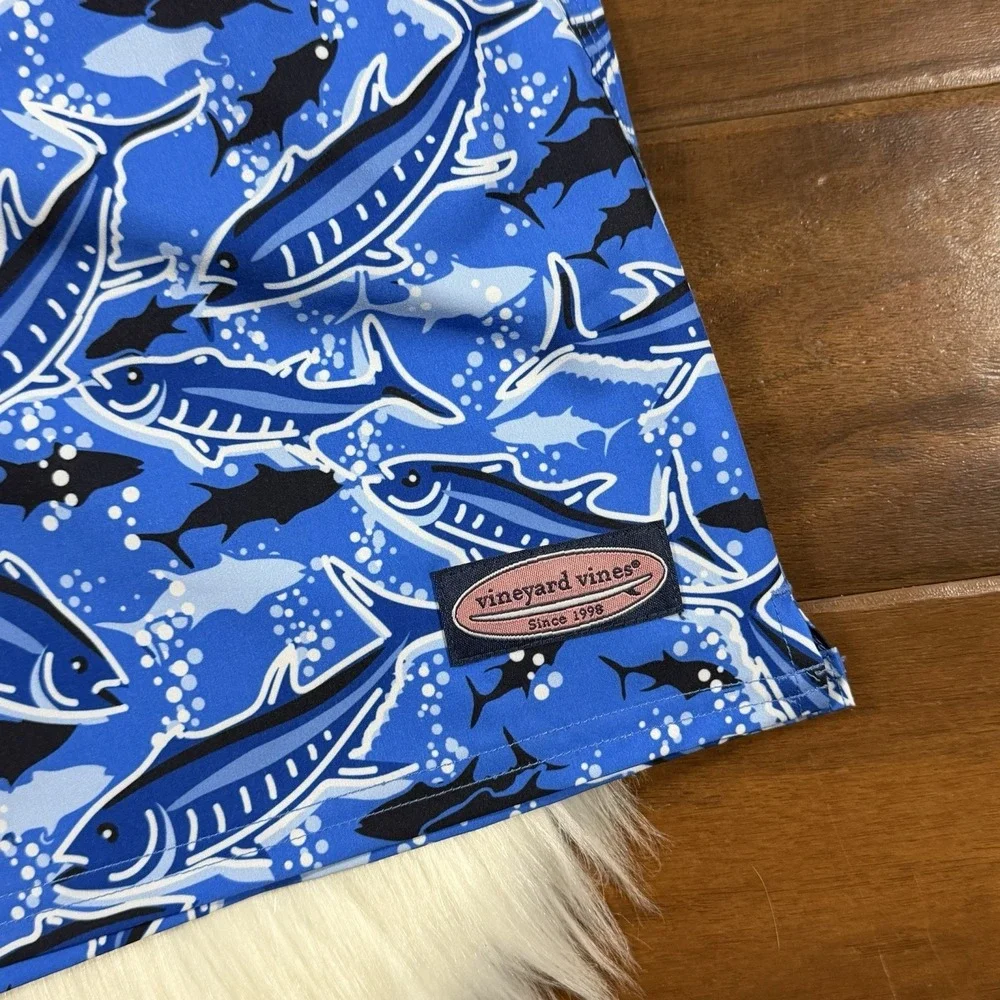 Vineyard Vines Men's Size Small Tide Blue Fishing Printed 7
